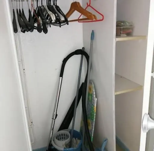 Centre Port Cap4 Апартаменты *