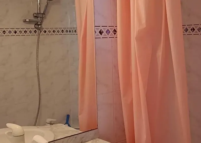 Centre Port Cap4 Апартаменты